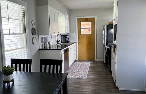 Abilene House | Peaceful Retreat in Abilene, TX: Comfortable Convenience