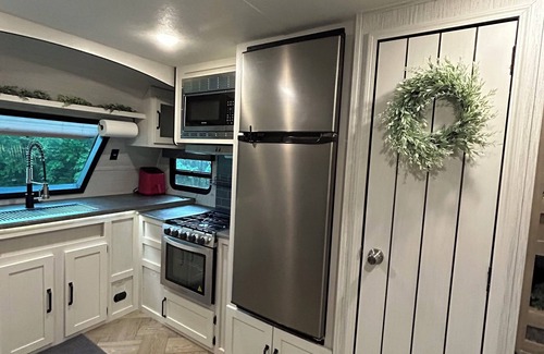 Cartersville House | Peaceful Retreat near lakepoint