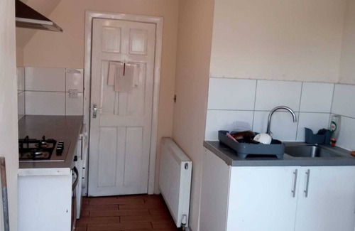 Forest Gate House | Peaceful room in a 4 bedroom, 2 bathroom shared house