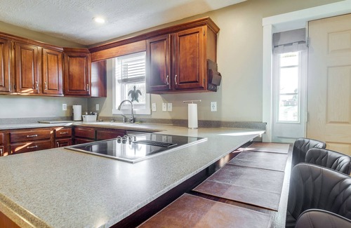 Russell Springs Cottage | Peaceful Russell Springs Home w/Fire Pit & Pond!