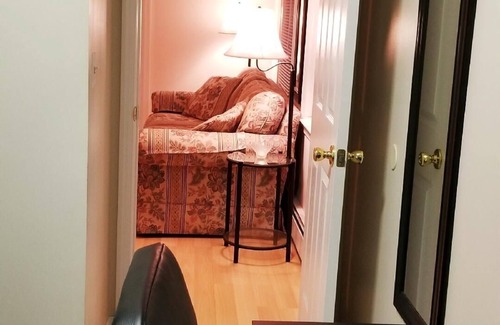 Constable Hook Apartment | Peaceful Sanctuary 20 min from New York City