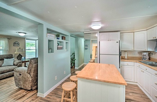 Satsuma House | Peaceful Satsuma Escape w/Dunns Creek Access