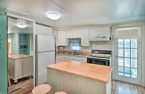 Satsuma House | Peaceful Satsuma Escape w/Dunns Creek Access