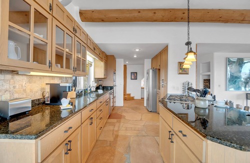 Cottonwood House | Peaceful Setting, Views, Spacious, Putting Green, Hot Tub, Near Hiking + Pet Friendly!