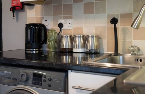 Dunfermline House | Peaceful setting with all the essentials nearby