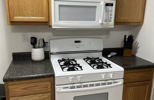 Westpoint House | Peaceful small town-close to campus. 3BR, 1bath, under 20 min to Purdue campusnn