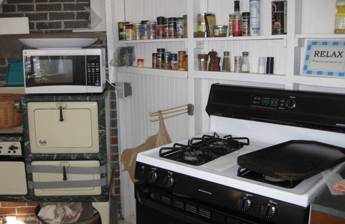 Windham Cottage | Peaceful, spacious, great for larger groups, near town