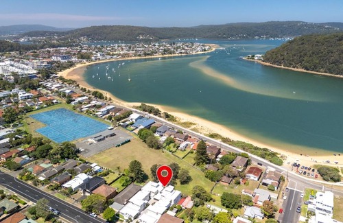 Ettalong Beach House | Peaceful Stay at Ettalong Beach