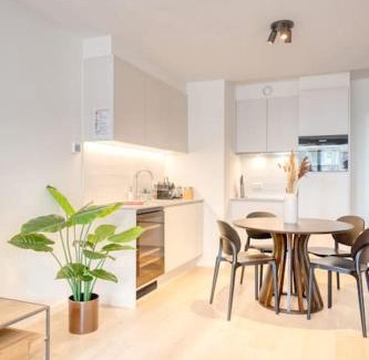 Ostend Apartment | Peaceful Studio Getaway in Ostend