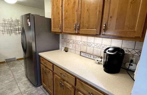 Omaha House | Peaceful & Stylish 2 bedroom Beauty-Entire Home