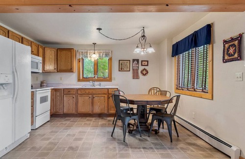 Rapid City Cabin | Peaceful Valley Hideaway