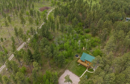 Rapid City Cabin | Peaceful Valley Hideaway