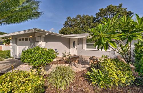 South Venice House | Peaceful Venice Villa with Patio - 2 Miles to Beach!