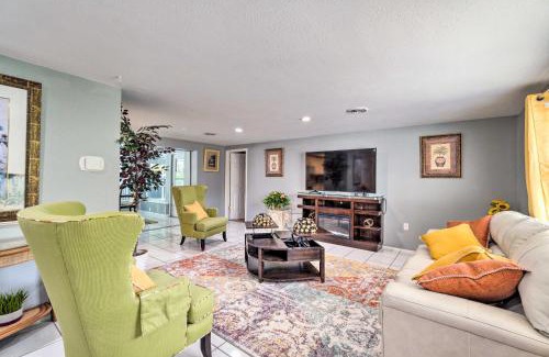 South Venice House | Peaceful Venice Villa with Patio - 2 Miles to Beach!