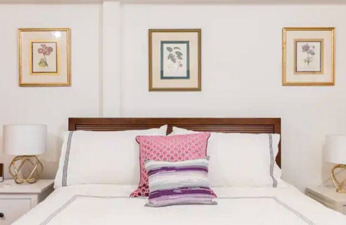 Dolores Heights Apartment | Peaceful Victorian Inlaw, Short Ride to Downtown SF