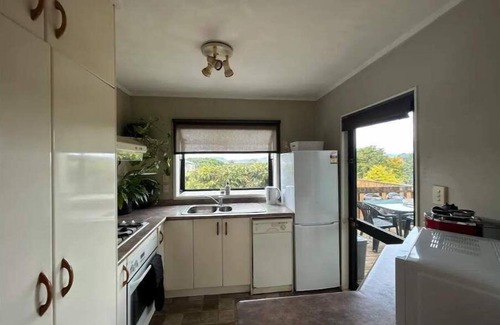 Kawaha Point House | Peaceful views close to Skyline Gondala/Luge