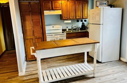 Jewett City Cottage | Peaceful WATERFRONT Cottage Near Mystic and Casinos