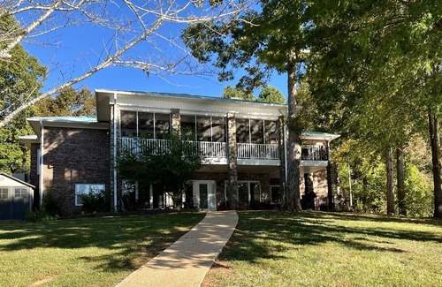 Wedowee House | PEACEFUL WATERS PENINSULA