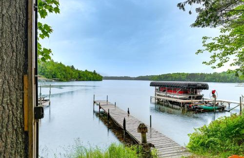 Lac du Flambeau House | Peaceful White Sand Lake House with Dock and Deck!