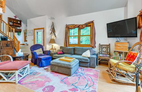Lac du Flambeau House | Peaceful White Sand Lake House with Dock and Deck!