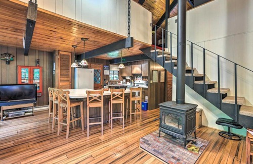 Glacier House | Peaceful Wooded Cabin By Mt Baker Ski Area!