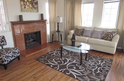Balboa Peninsula Apartment | Peach Blossom Across From the Beach