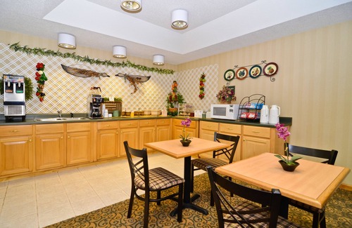 Hawkinsville Hotel | Peach State Inn & Suites