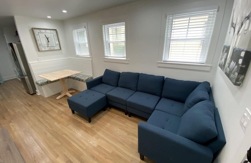 Buckhead Apartment | Peachtree Peach