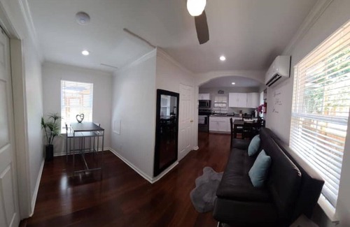Midtown House | Pearl-Brewery 5 minutes to downtown/per