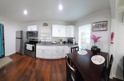 Midtown House | Pearl-Brewery 5 minutes to downtown/per