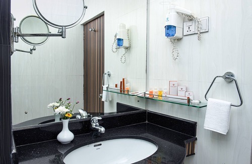 Milagiriya Hotel | Pearl Grand By Rathna