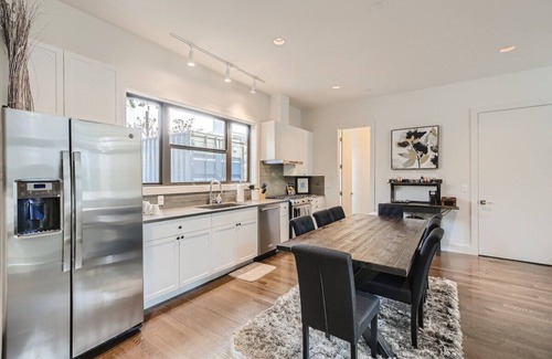 Tobin Hill House | Pearl House: Rooftop Deck/Pool/Walk 2 Pearl