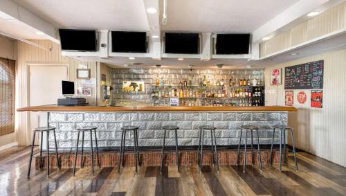 San Angelo Hotel | Pearl on the Concho