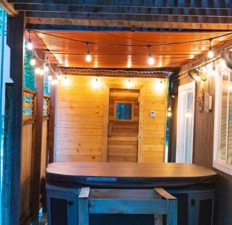 Sammamish House | Pearl on the ridge sauna,hot tub,game room,groups