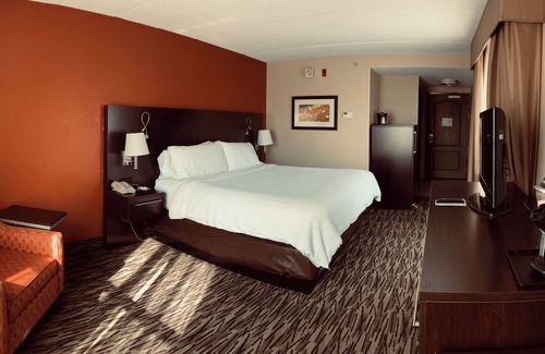 Historic Downtown La Crosse Hotel | Pearl Street Hotel & Suites