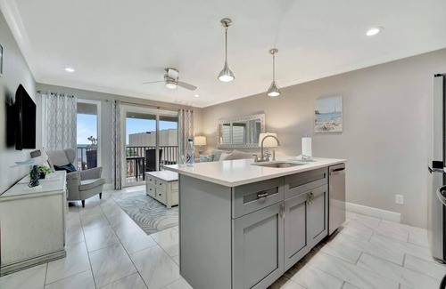 Rocky Point Apartment | Pearl Suite a Balcony Bayview Suite Htd Pool