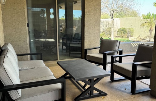 Pebblecreek House | Pebble Creek 2-bedroom plus office/bedroom. Fenced backyard.