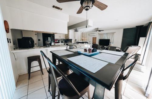Three Rivers House | Pebble Creek