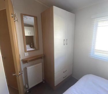 Lydd-on-Sea Resort | Pebbles Romney Sands