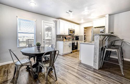 New Braunfels House | Pecan Row Getaway