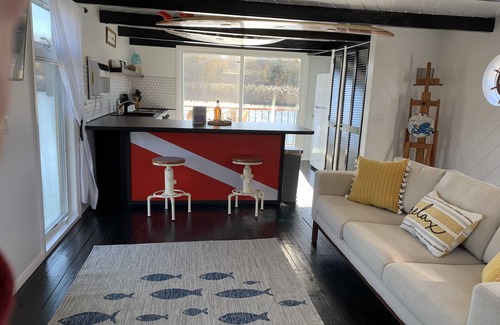 Riverhead Boat Rental | Peconic River Boatel