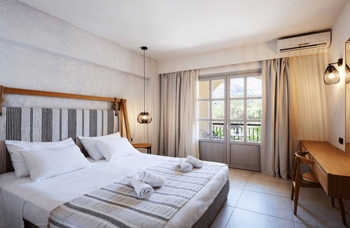 Pedi Hotel | Pedi Beach Hotel