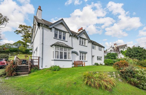 Eskdale Cottage | PEEL PLACE NODDLE, pet friendly, with hot tub in Eskdale Green