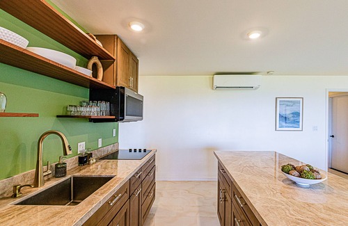 Keaau House | Pele's Paradise- Absolute Oceanfront Paradise with Air Conditioning!