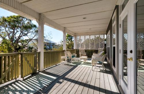 Audubon Place House | Pelican Bay Landing