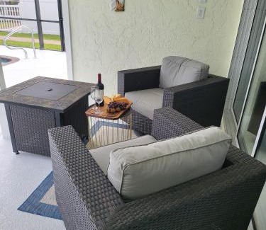 Fort Myers Shores House | Pelican Coast