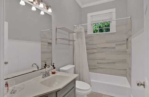 Caddo Heights-South Highlands Apartment | Pelican Place on Stephenson