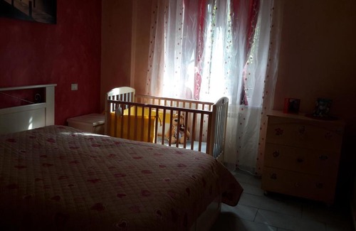 Rivarolo Ligure Apartment | Pellicunidada