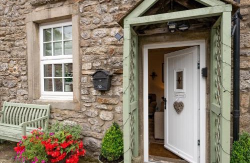 Threshfield House | Pemba Cottage