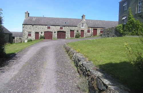 Cylch-Y-Garn House | Pen y Graig - The Loft B&B - barn apartment, Church Bay, sea views 500m to beach